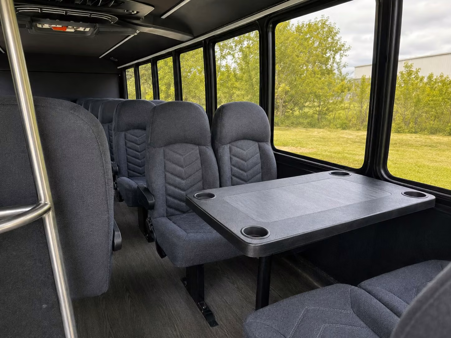 beaumont 15 passenger minibus rental